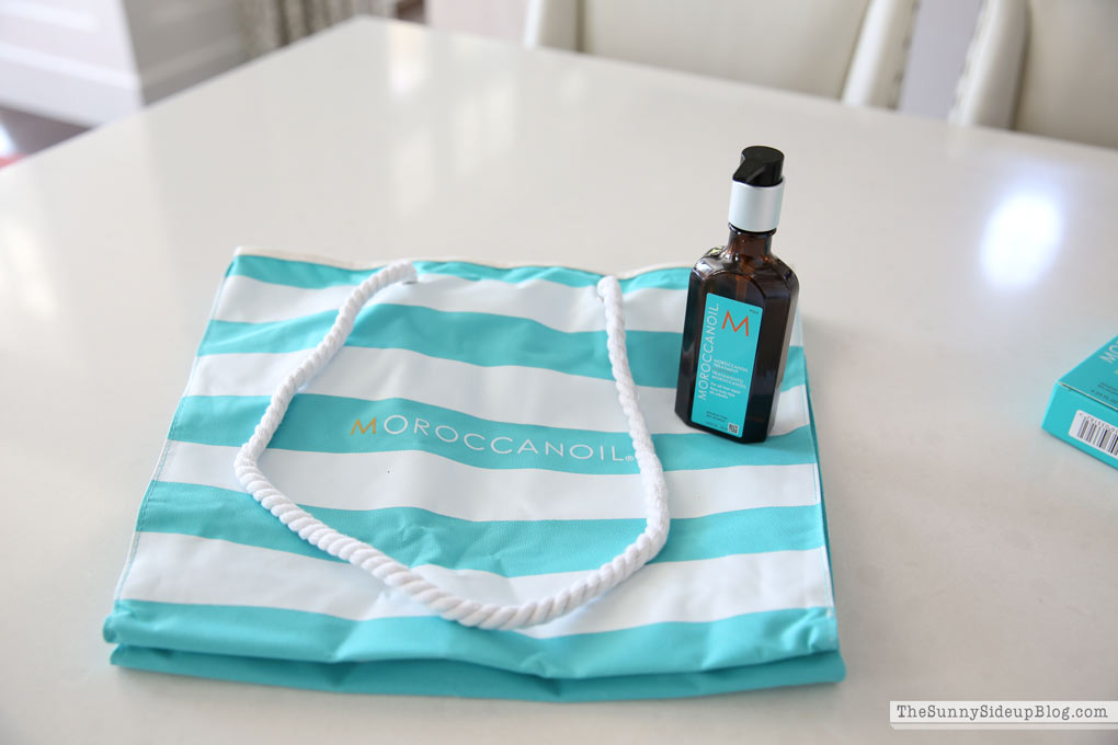moroccan-oil-striped-bag