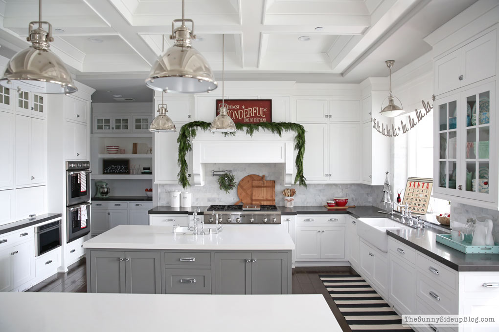 Christmas Kitchen (Sunny Lifestyles)