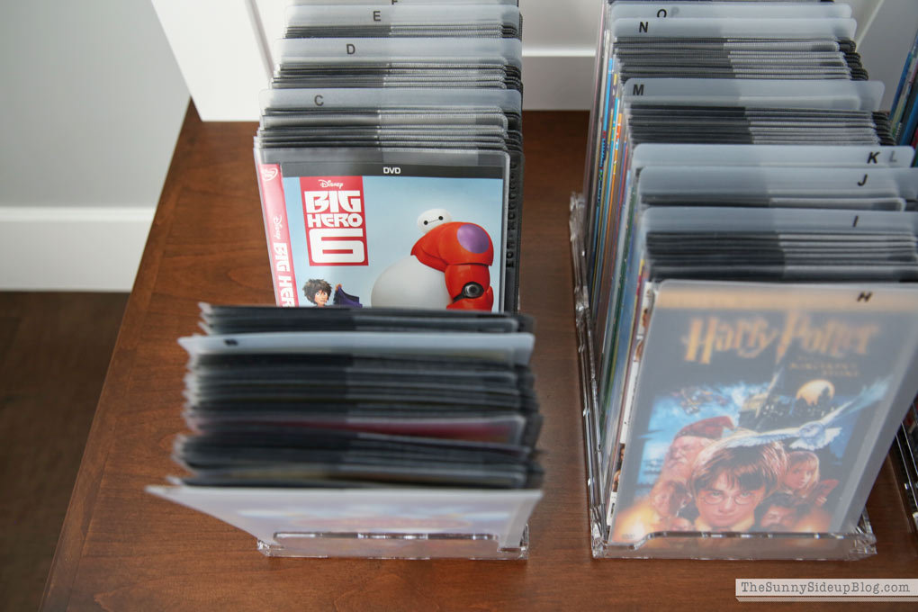 Organized DVD's! See details of this project on the blog! (Sunny Lifestyles)