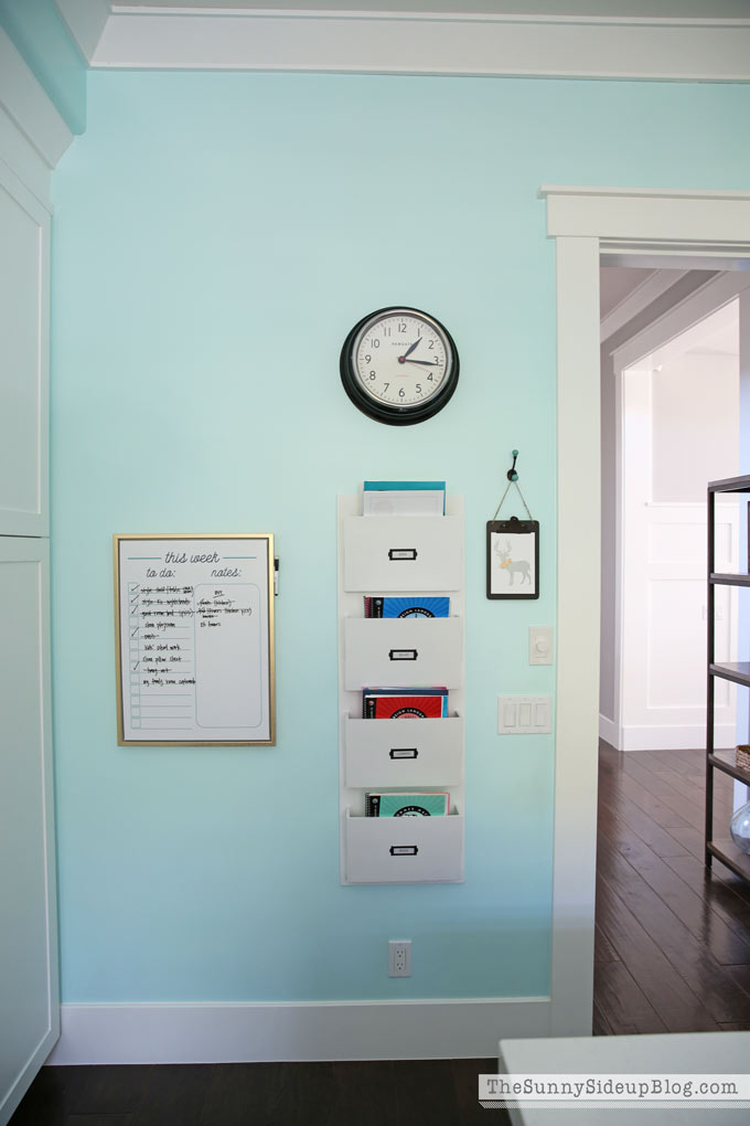 How to set up a Productive Home Office (Sunny Lifestyles)