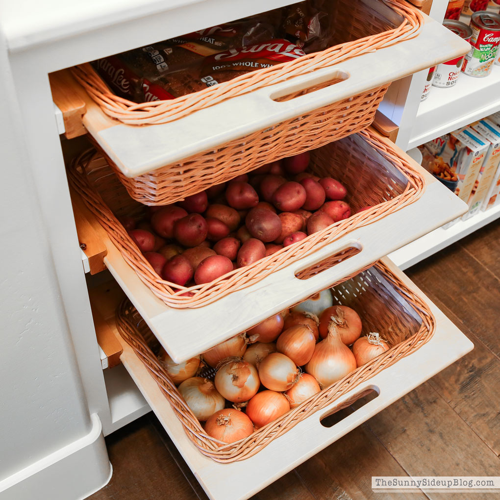 Organized Pantry Baskets (Sunny Lifestyles)