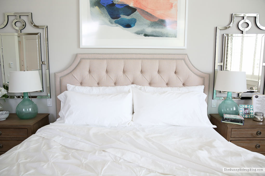 5 Tips to Create a Relaxing Bedroom (Sunny Lifestyles)