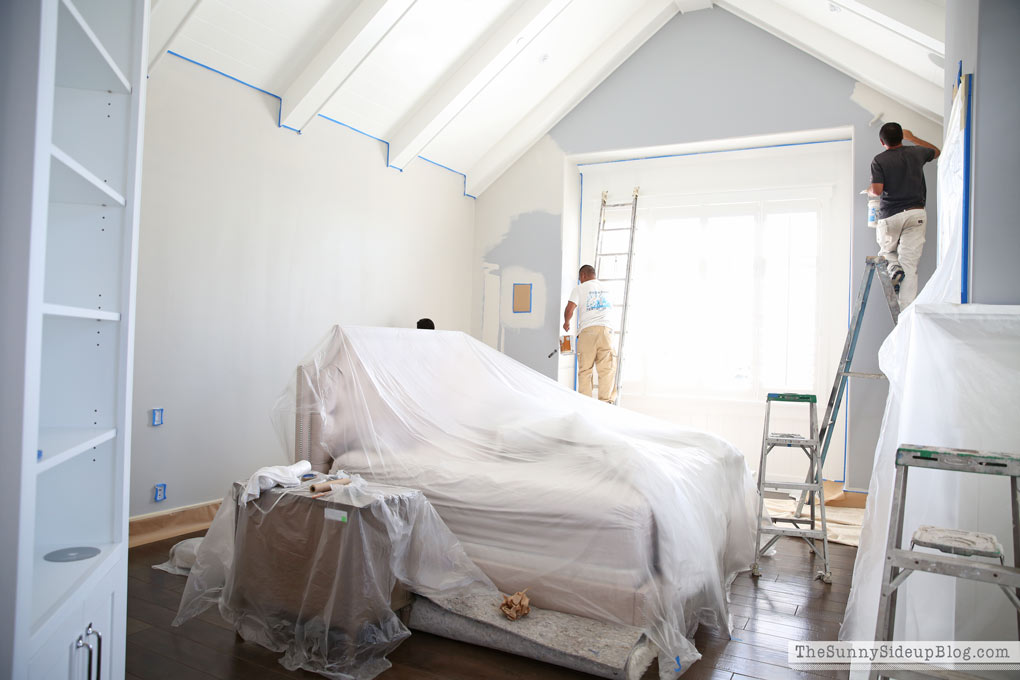 5 Tips to Create a Relaxing Bedroom (Sunny Lifestyles)