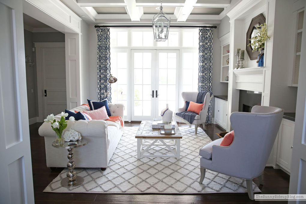 Living Room Summer Decor! (Sunny Lifestyles)