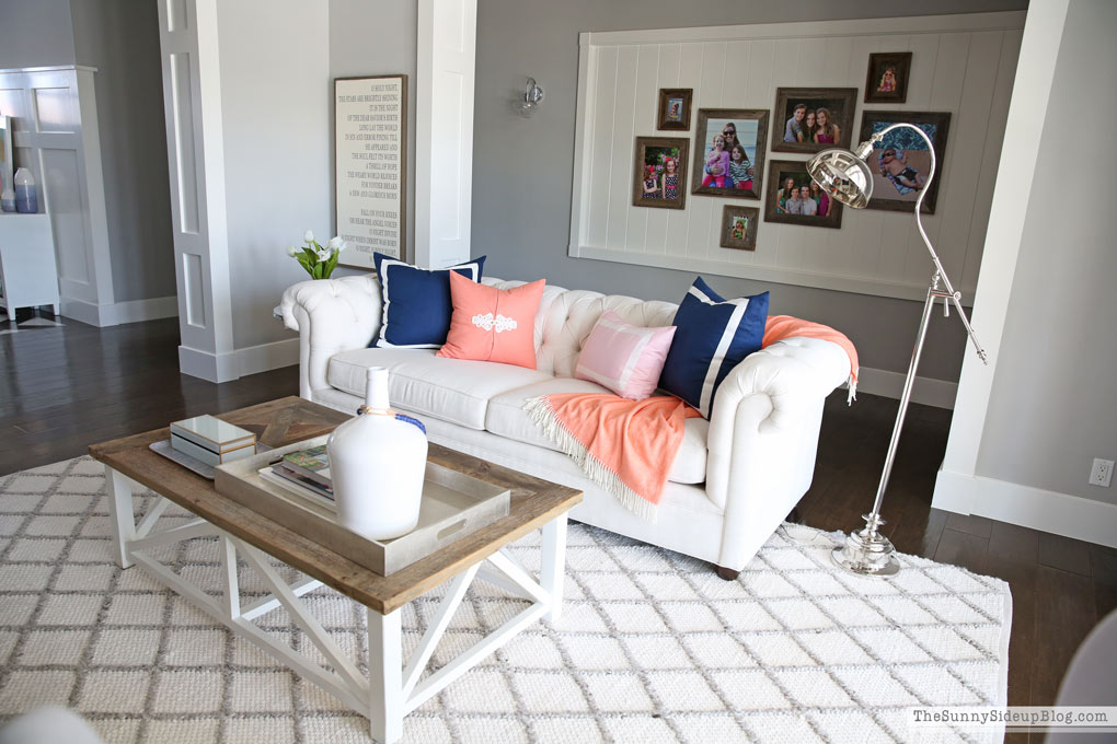 Living Room Summer Decor! (Sunny Lifestyles)