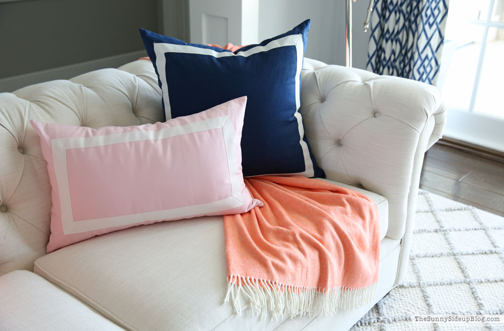 Living Room Summer Decor! (Sunny Lifestyles)