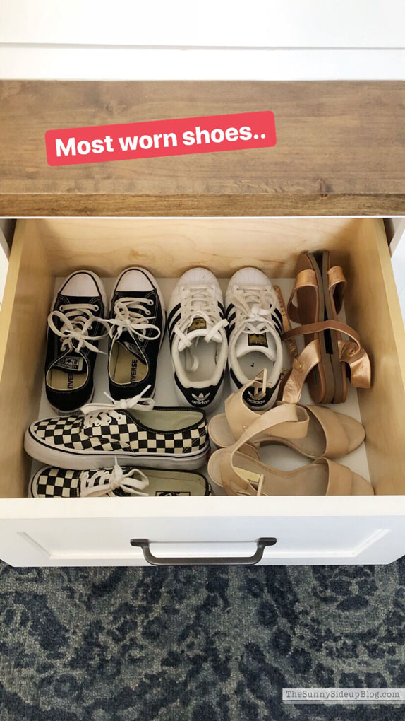 Organizing Progress and Girls School Clothes (Sunny Lifestyles) 
