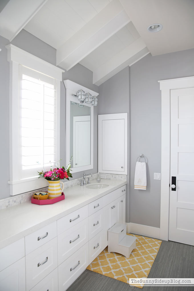 Favorite Decor from Pottery Barn (Sunny Lifestyles)