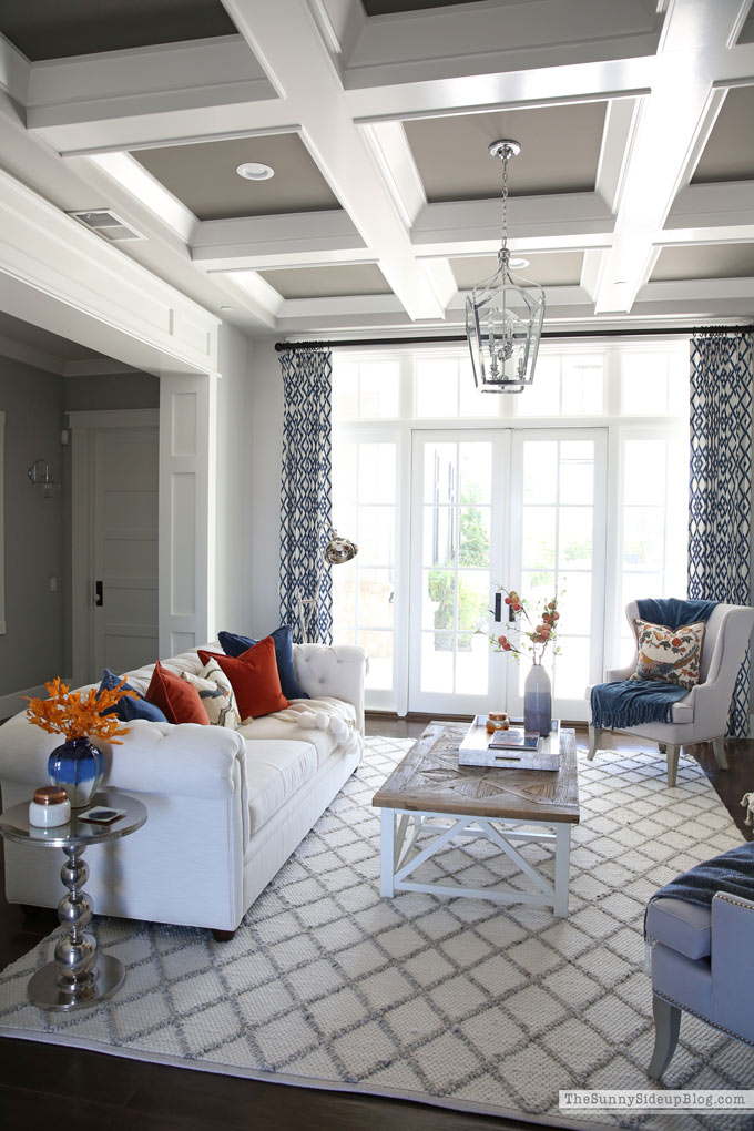 Fall Decor Formal Living Room (Sunny Lifestyles)