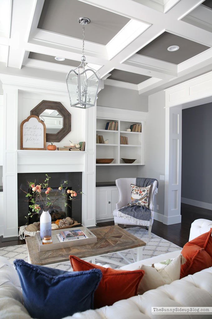Fall Decor Formal Living Room (Sunny Lifestyles)