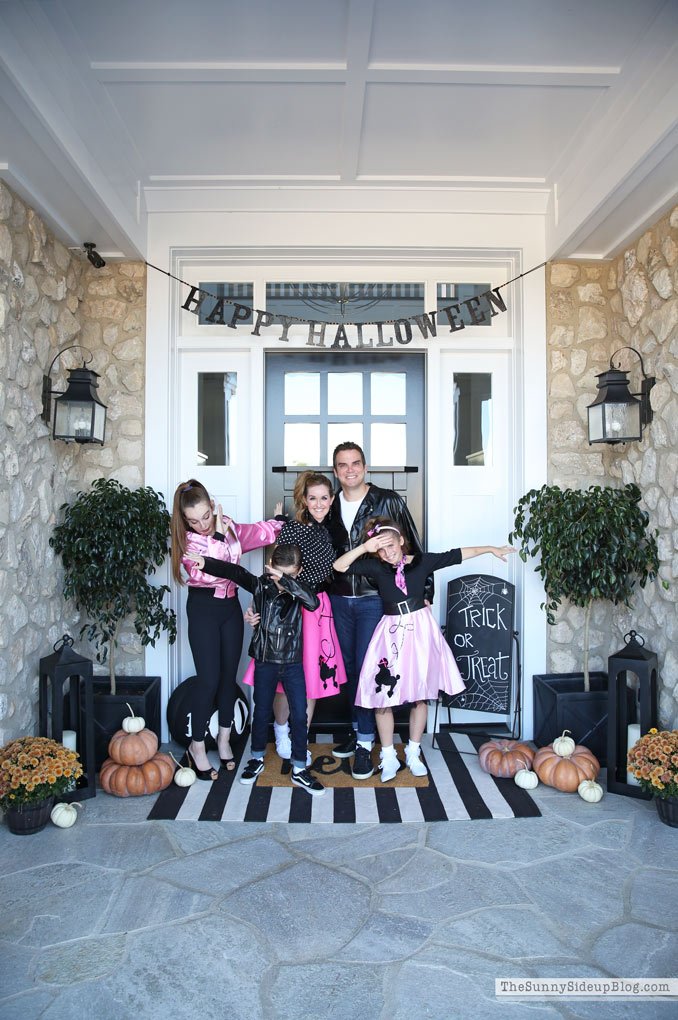 50's Halloween costumes (Sunny Lifestyles)