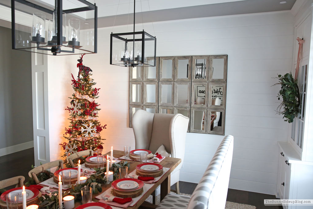Christmas Dining Room (Sunny Lifestyles)