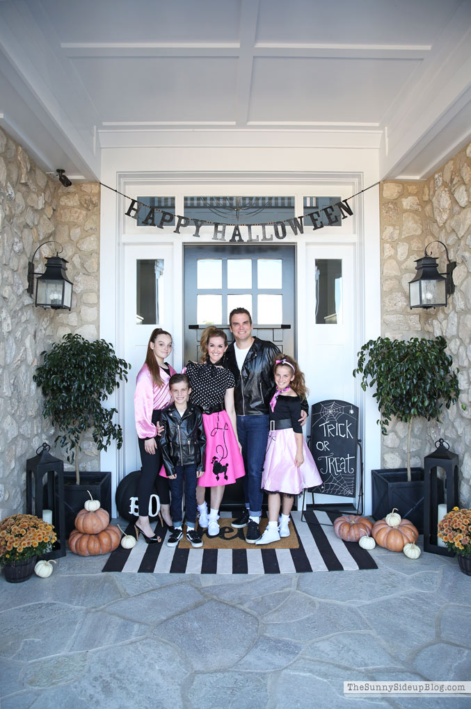 50's Halloween costumes (Sunny Lifestyles)