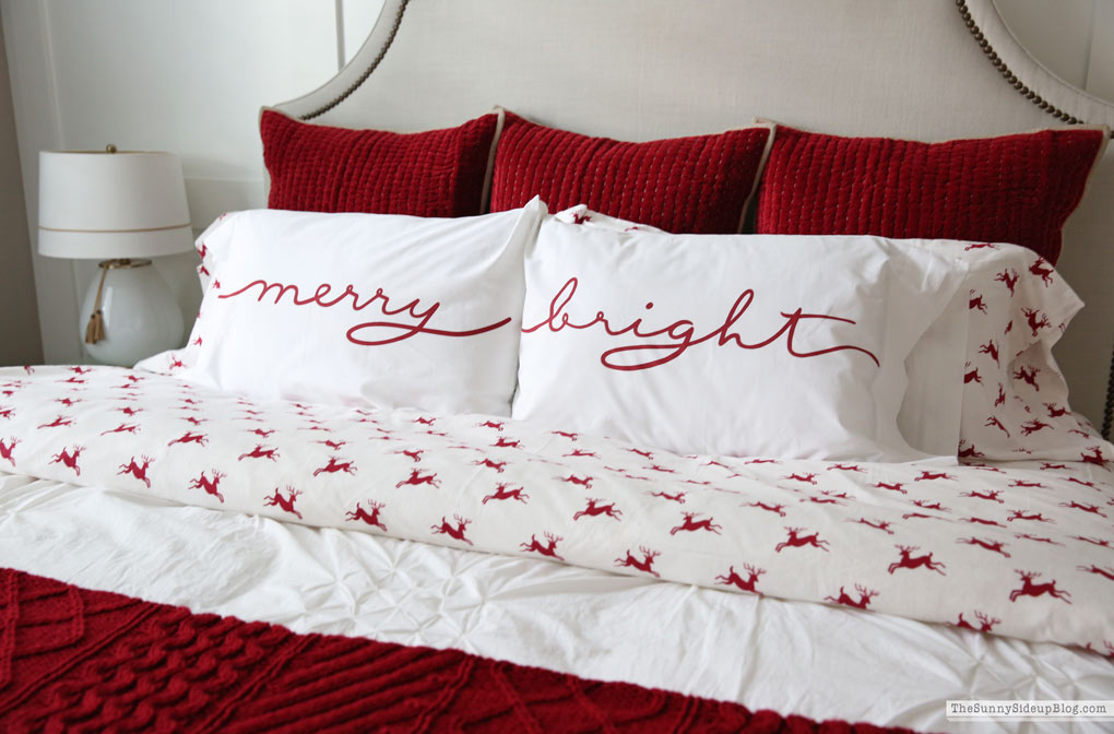 Christmas in the Guest Room (Sunny Lifestyles)