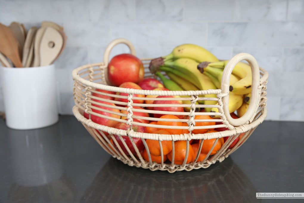 Easy Ways to Spring Clean (Sunny Lifestyles)