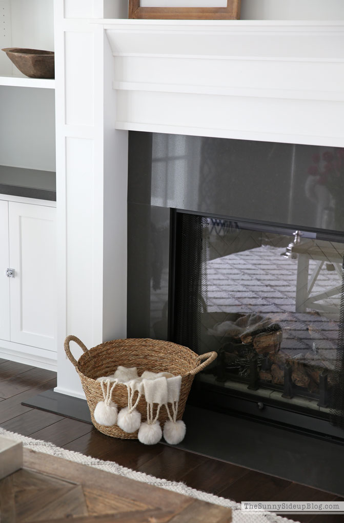 Organized baskets (Sunny Lifestyles)