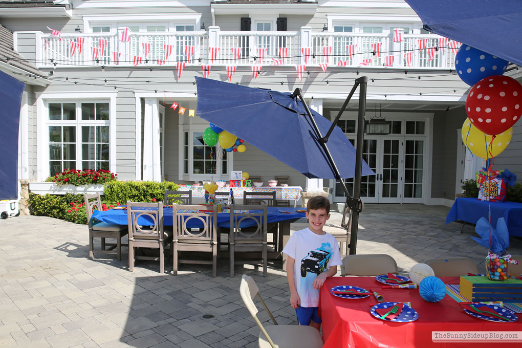 Boys Colorful Birthday Party (Sunny Lifestyles)