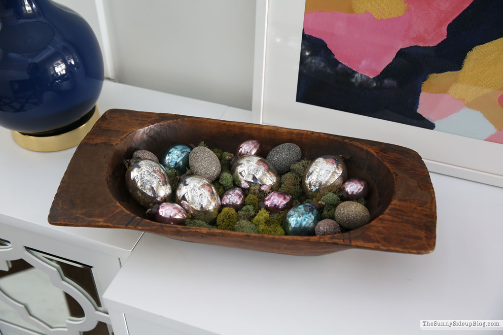 Entry marble wood floor and Easter Decor (Sunny Lifestyles)