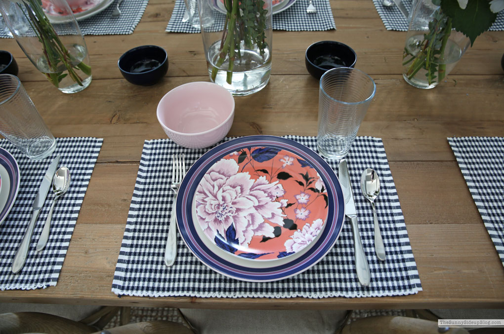Spring/Summer Dining Tablescape (Sunny Lifestyles)