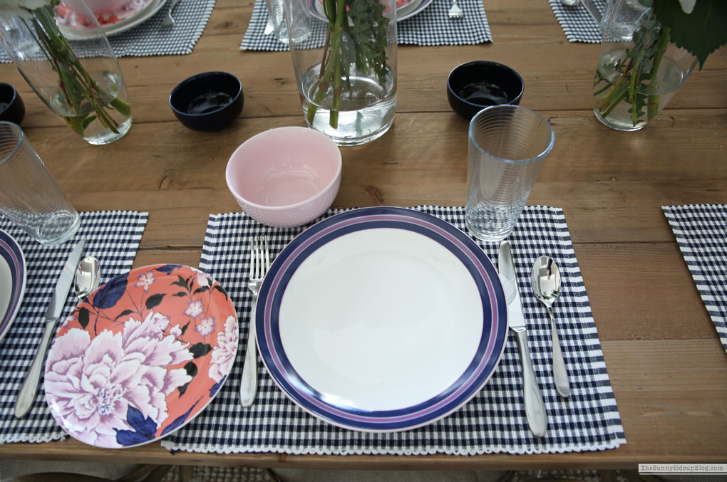Spring/Summer Dining Tablescape (Sunny Lifestyles)