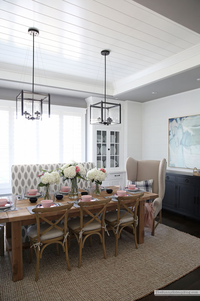 Spring/Summer Dining Tablescape (Sunny Lifestyles)