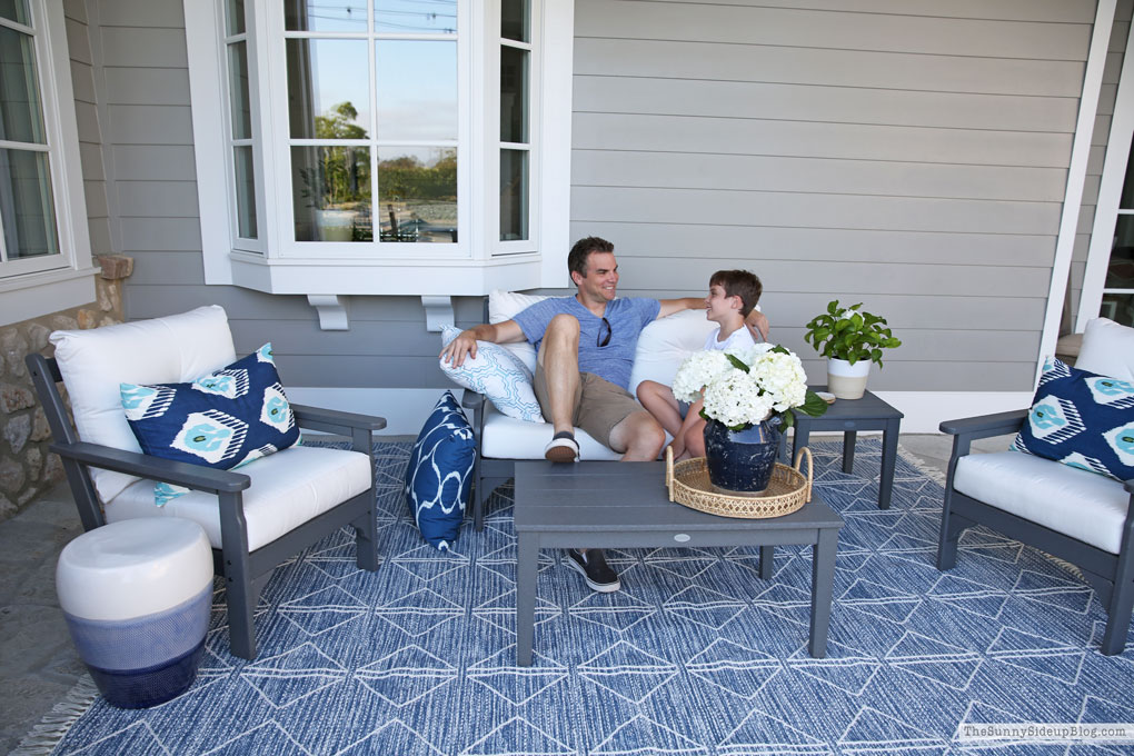 New Outdoor Furniture (Sunny Lifestyles)