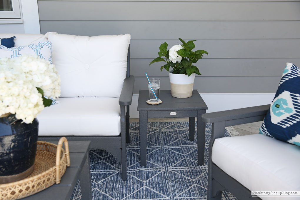 New Outdoor Furniture (Sunny Lifestyles)