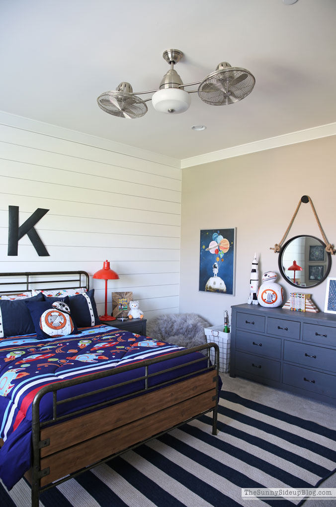 Boys Space Themed Bedroom (Sunny Lifestyles)