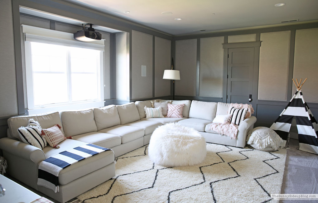 Theatre Room (Sunny Lifestyles)