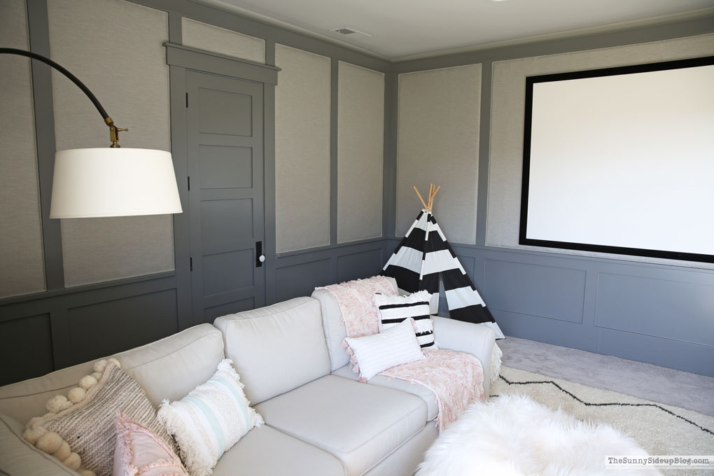 Theatre Room (Sunny Lifestyles)