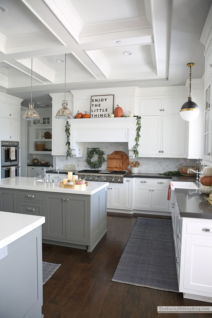 Fall Kitchen (Sunny Lifestyles)