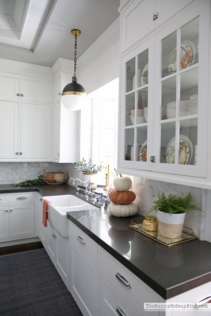 Fall Kitchen (Sunny Lifestyles)