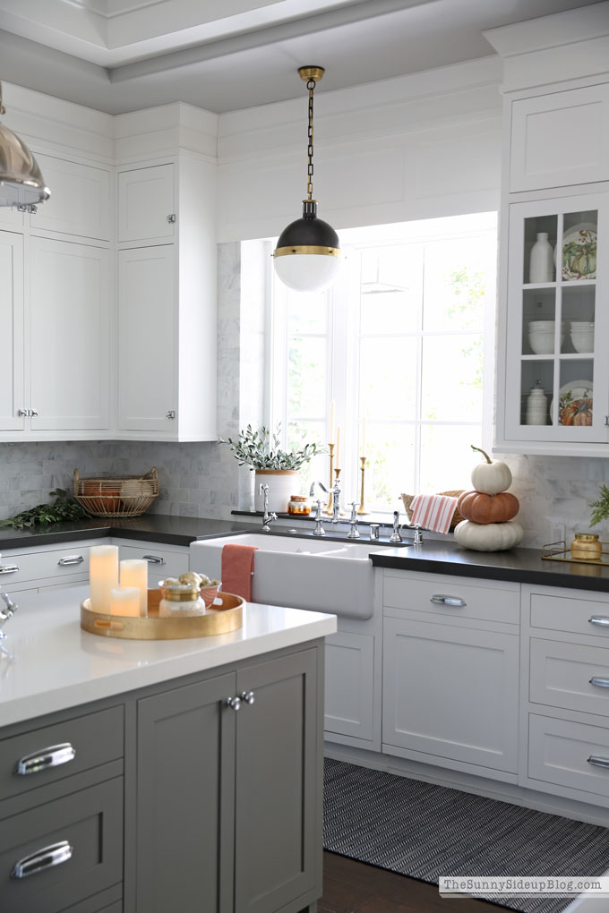 Fall Kitchen (Sunny Lifestyles)