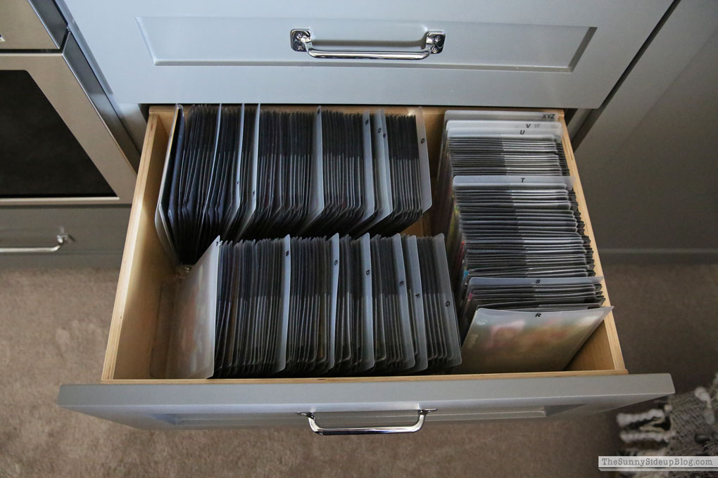 Theatre Room (organized drawers!) Sunny Lifestyles
