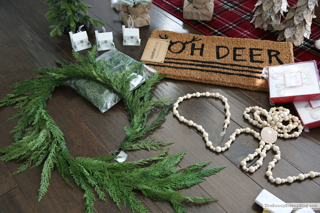 Favorite Christmas Decor (Sunny Lifestyles)