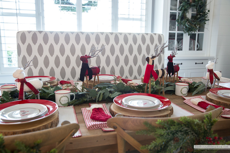 Christmas Dining Room (Sunny Lifestyles)