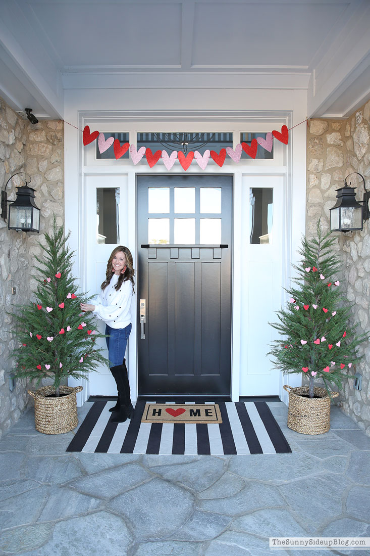 Valentine Porch (Sunny Lifestyles)