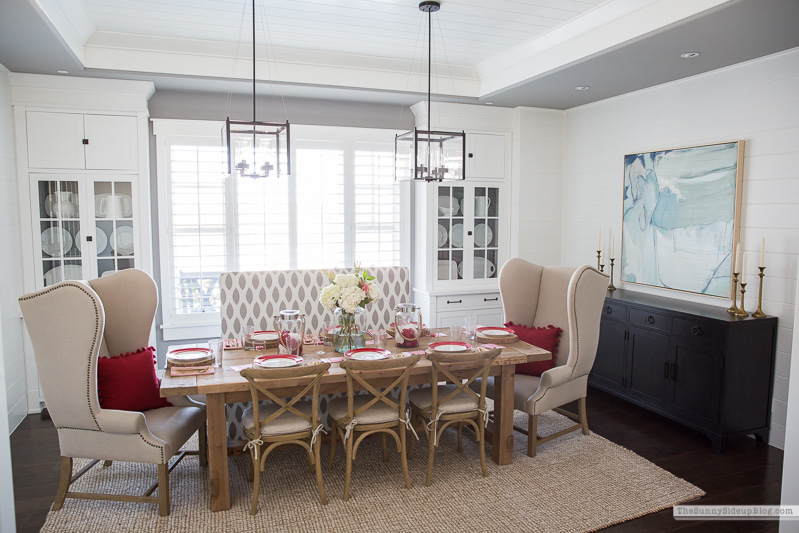 Valentine's Day Table (Sunny Lifestyles)