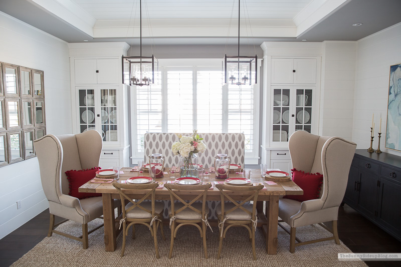 Valentine's Day Table (Sunny Lifestyles)