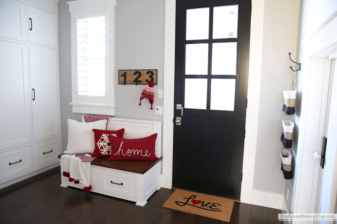 Mudroom Valentine's Day Decor (Sunny Lifestyles)