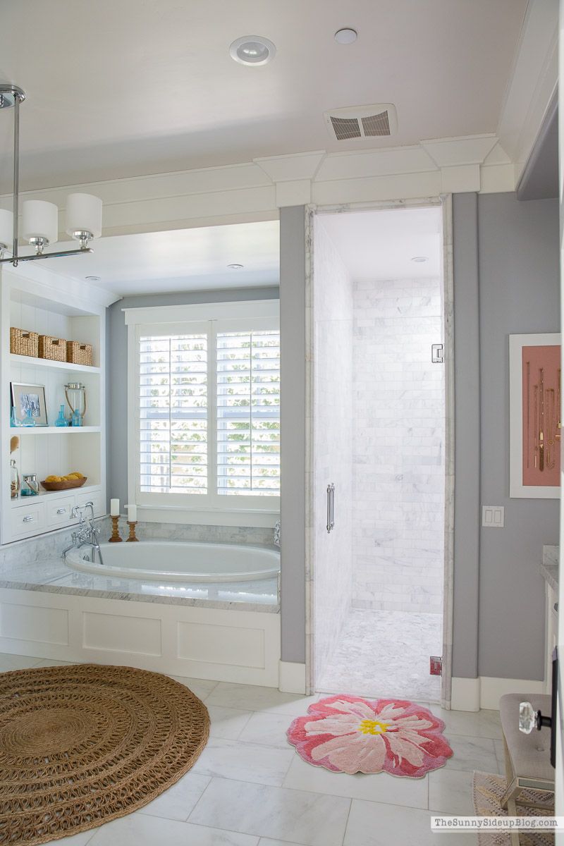 Bathroom Rugs for Spring (Sunny Lifestyles)