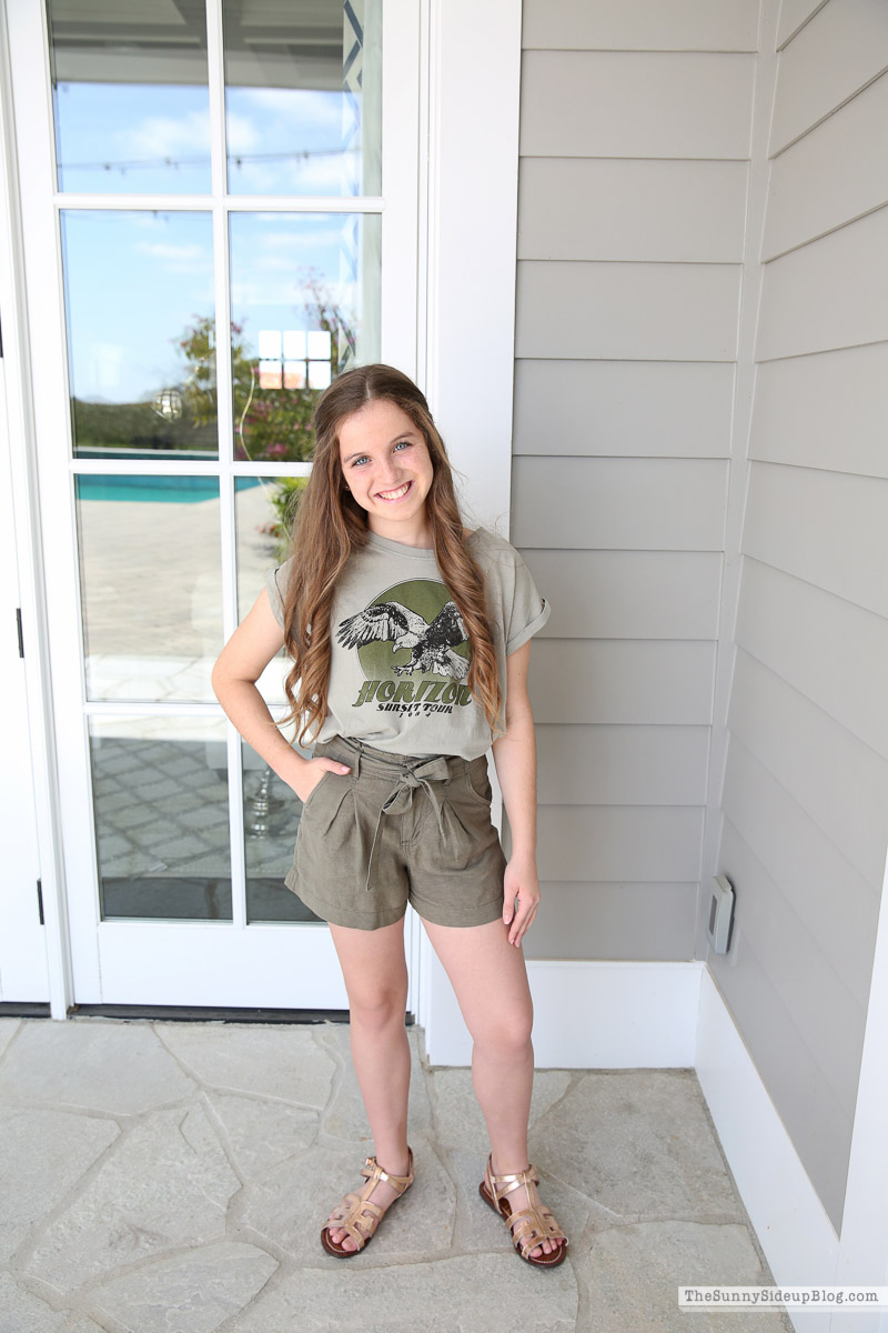 Kids' Spring and Summer Fashion (Sunny Lifestyles)