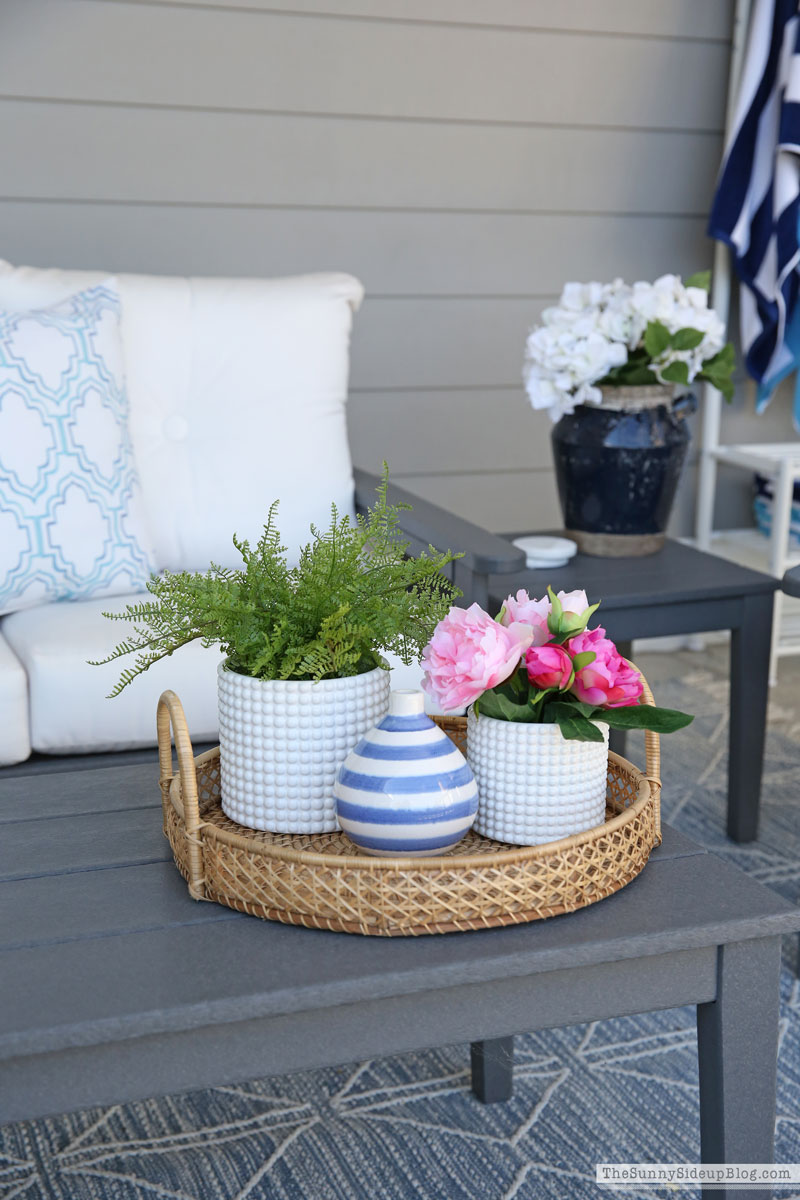 Pool Towel Rack (Sunny Lifestyles)