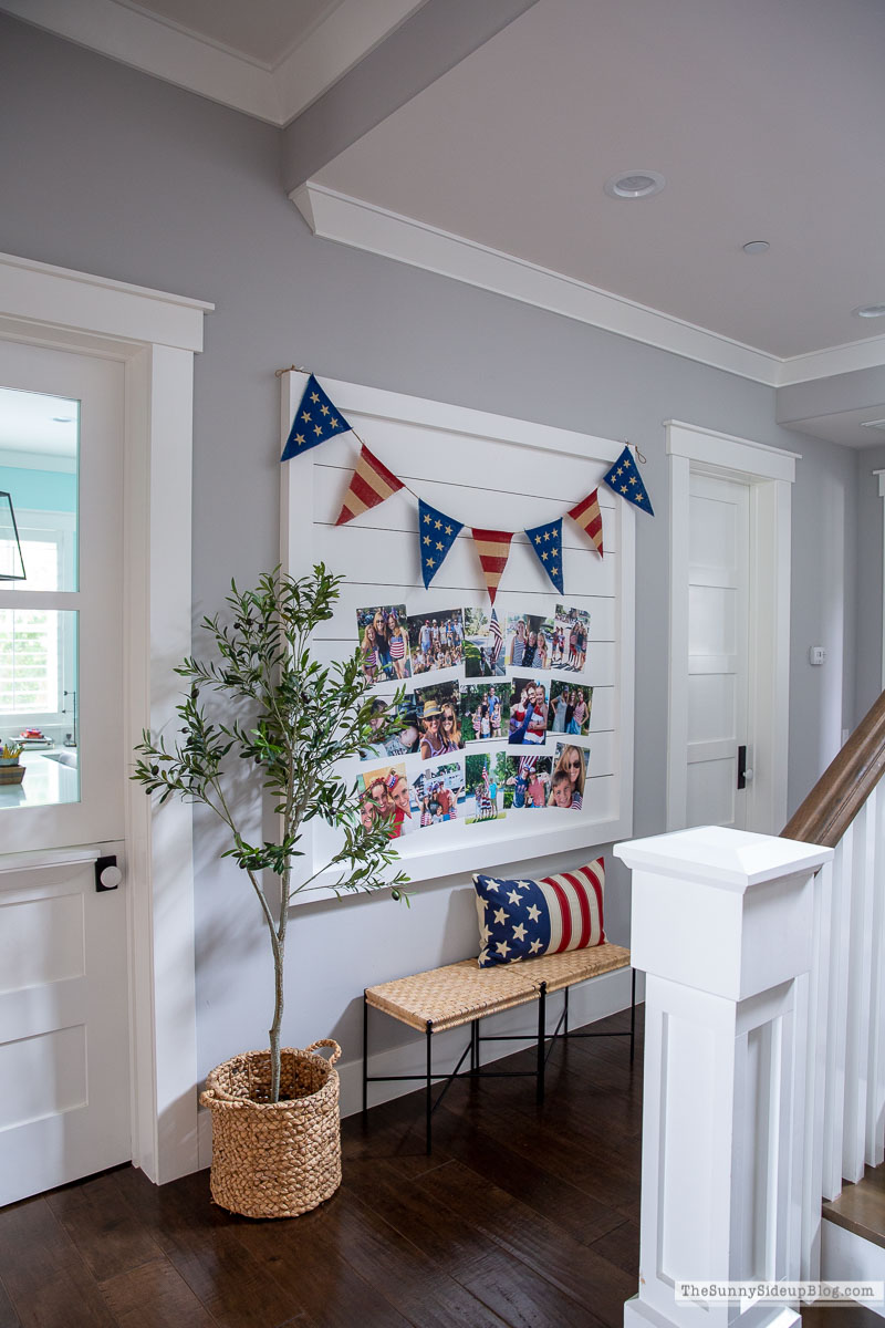 4th of July Picture Gallery Wall (Sunny Lifestyles)