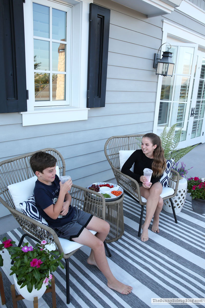 Deck Makeover (Sunny Lifestyles)