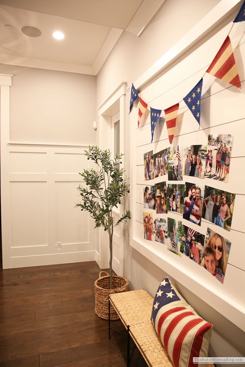 hallway molding (Sunny Lifestyles)