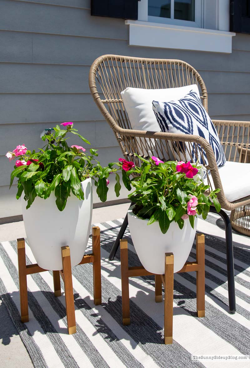 Deck Makeover (Sunny Lifestyles)