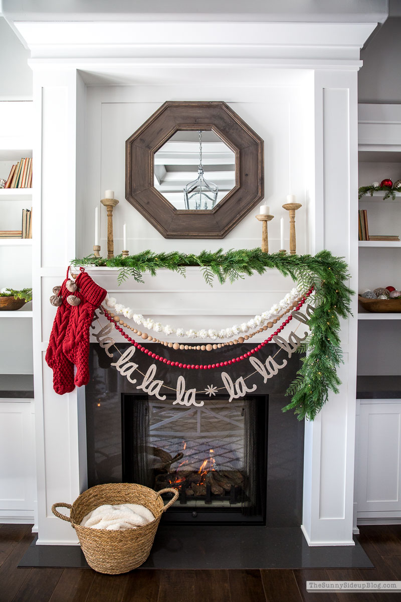 Christmas Favorites (Sunny Lifestyles)