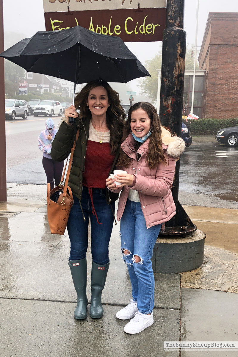 Fall Fashion (Sunny Lifestyles)