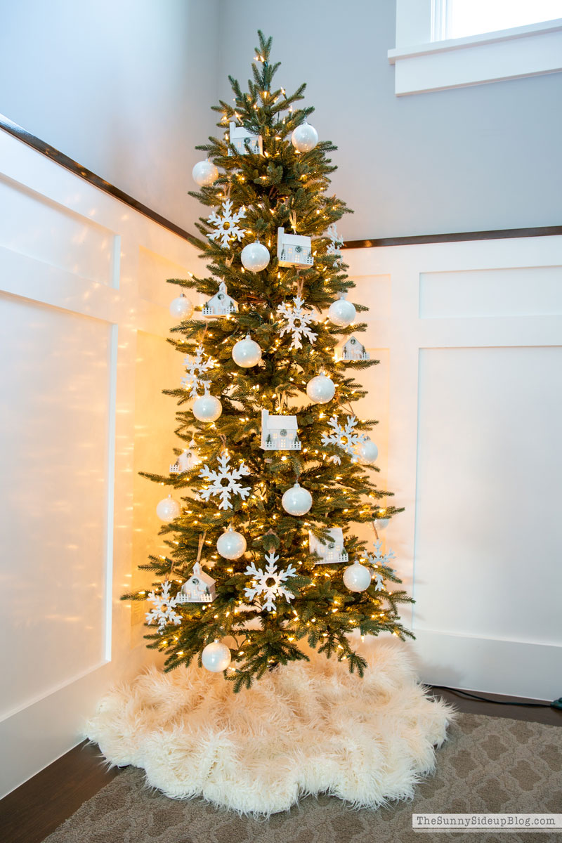Stair Landing Tree (Sunny Lifestyles) 